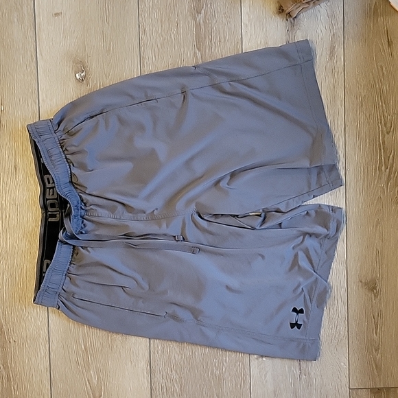 Under Armour Other - Mens Medium Dryfit Under Armour shorts